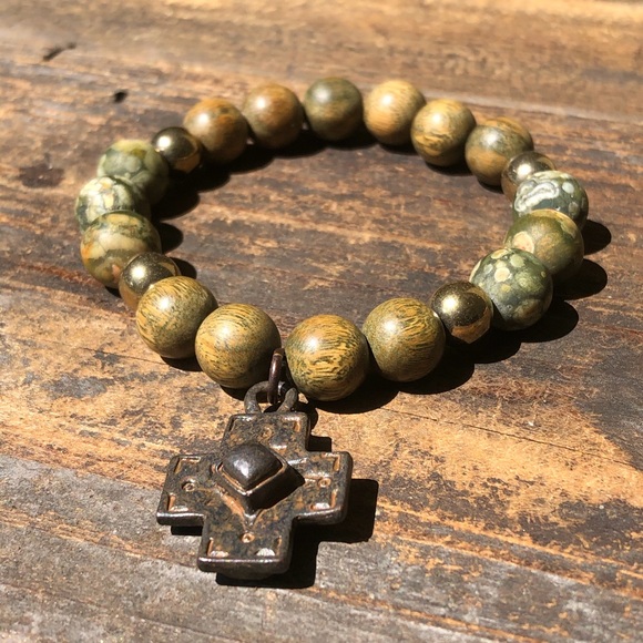 Cross Jasper Stretch Bracelet - Picture 4 of 5